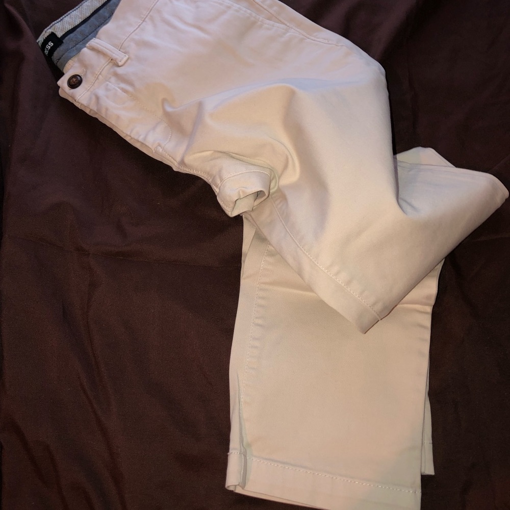Men’s khakis